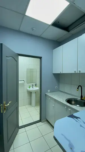 Сдается офис − 179 м²