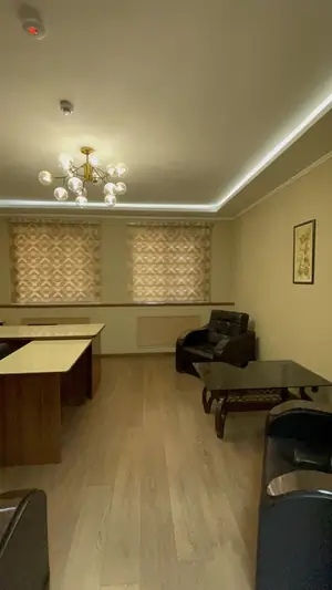 Сдается офис − 179 м²