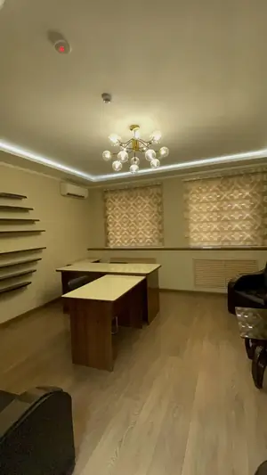 Сдается офис − 179 м²