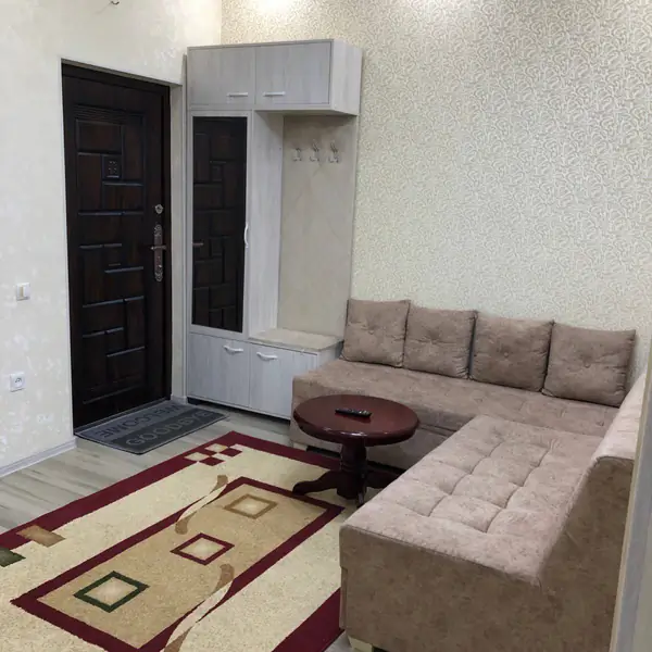 2-комнатная квартира − 45 м², 4/8 этаж