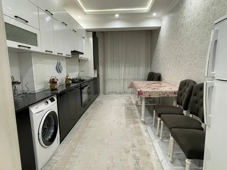 2-комнатная квартира − 105 м², 7/9 этаж