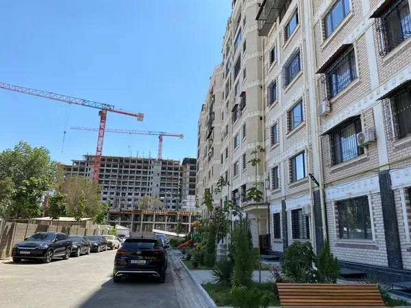 2-комнатная квартира − 105 м², 7/9 этаж
