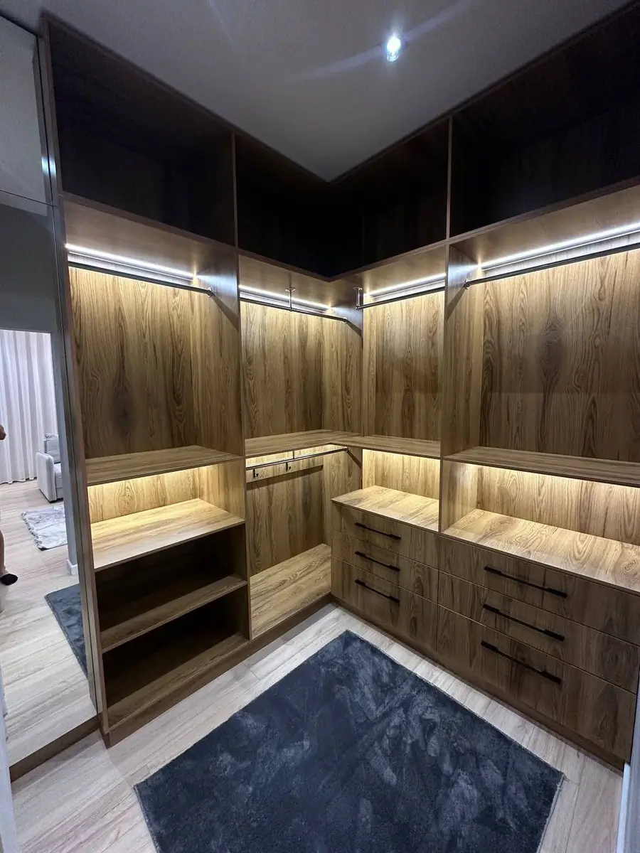 3-комнатная квартира − 103 м², 4/10 этаж