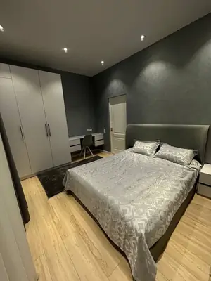 Сдается 3-комнатная квартира − 103 м²