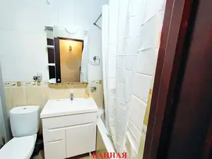 Сдается 2-комнатная квартира − 62 м²