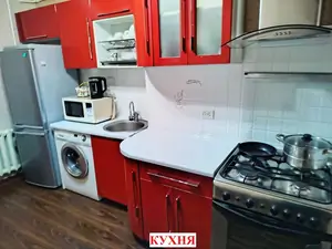 Сдается 2-комнатная квартира − 62 м²