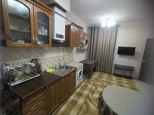 1-комнатная квартира − 30 м², 1/3 этаж