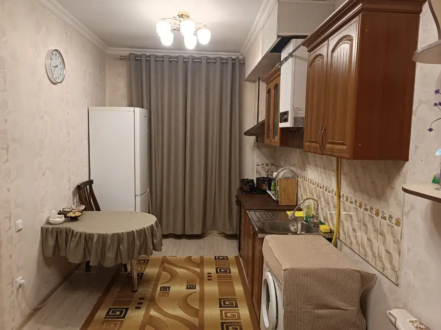 1-комнатная квартира − 30 м², 1/3 этаж