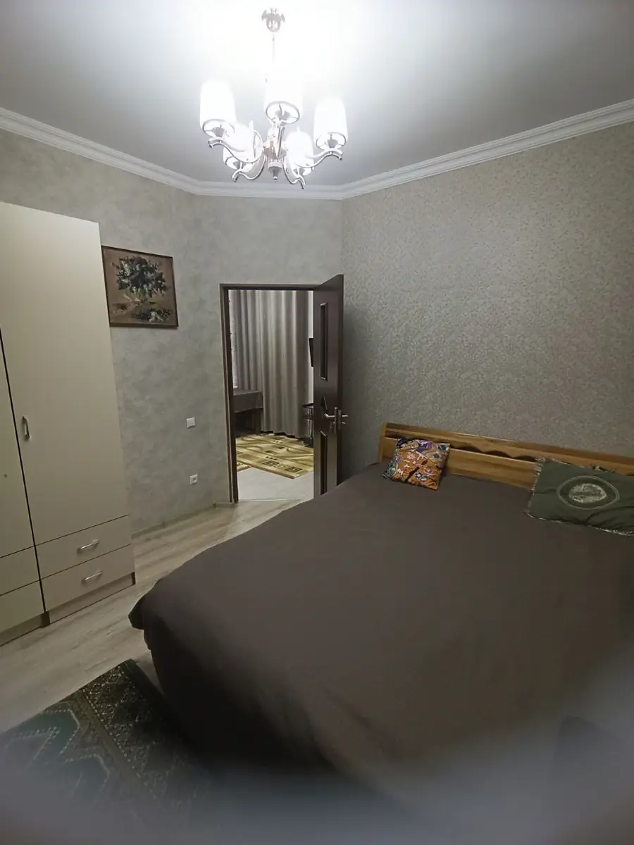 Сдается 1-комнатная квартира − 30 м²