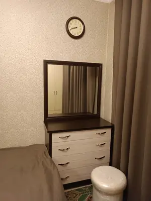 Сдается 1-комнатная квартира − 30 м²
