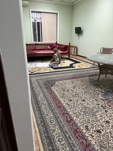 2 qavatli uy − 850 m², 16 sot. 