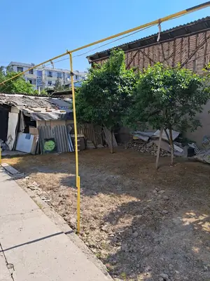 Продается участок − 8 сот.