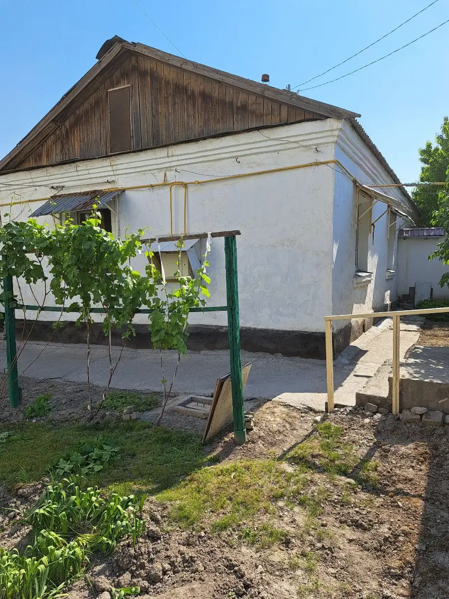 Продается участок − 8 сот.