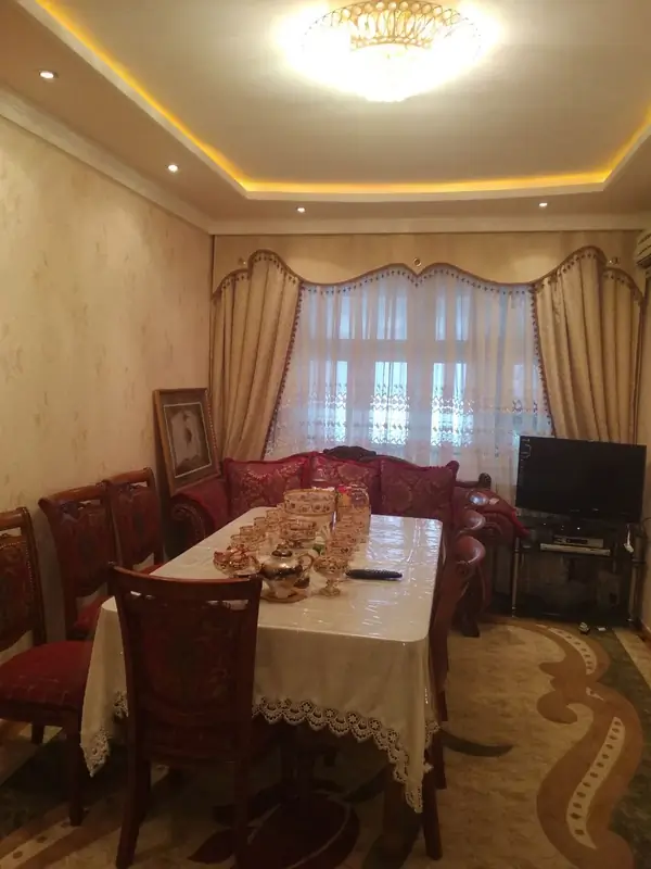4 xonali kvartira − 98 m², 2/5 qavat