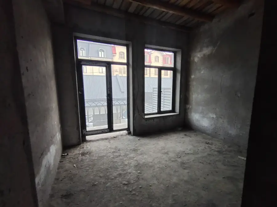 Продается 2-этажный дом − 160 м²