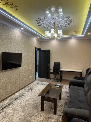 Сдается 2-комнатная квартира − 61 м²