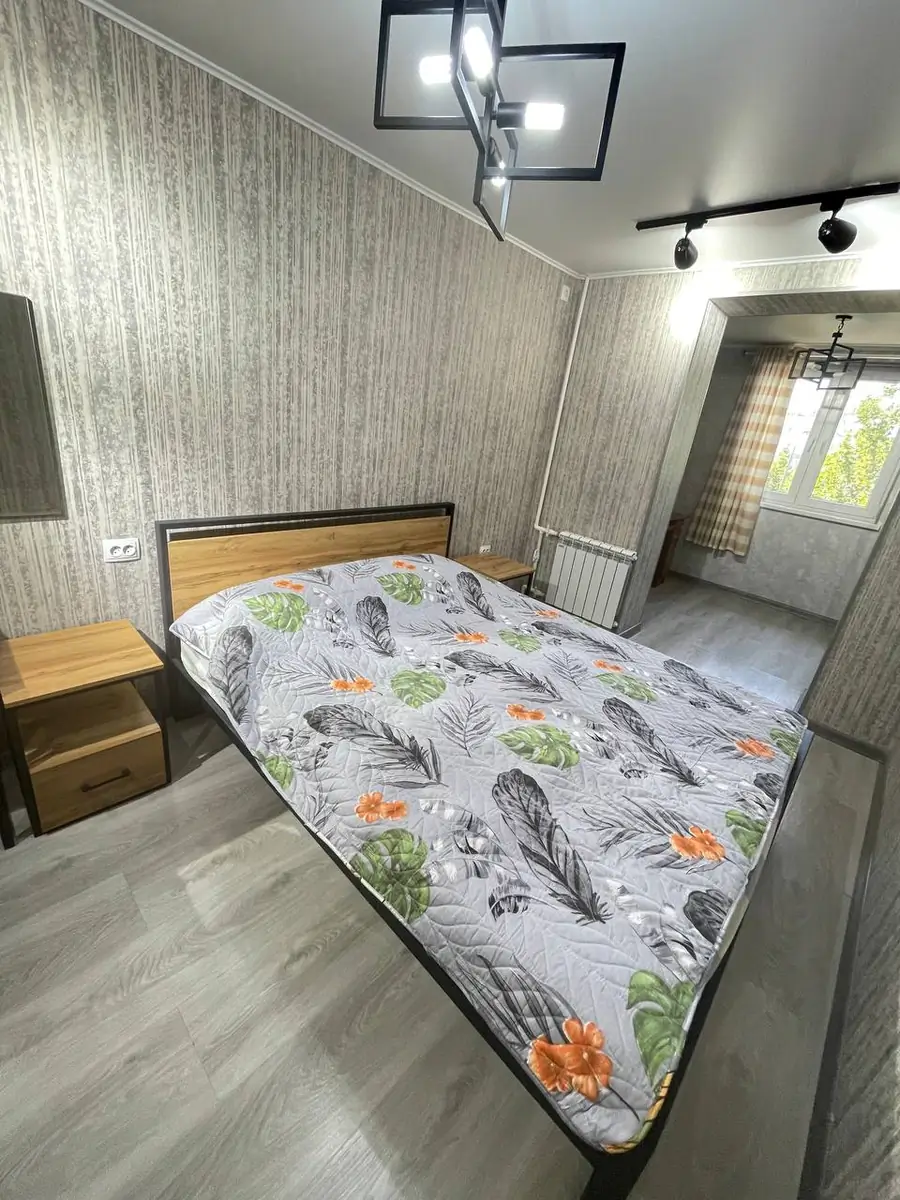 2-комнатная квартира − 60 м², 4/5 этаж