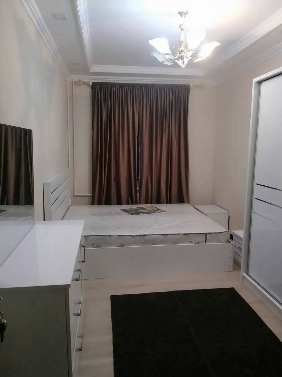2-комнатная квартира − 67 м², 4/9 этаж