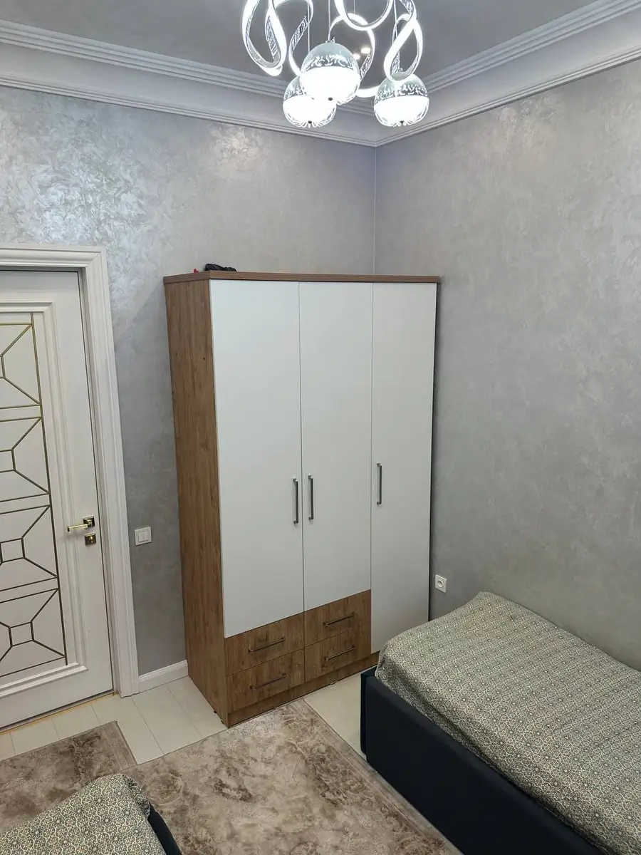 3 xonali kvartira − 100 m², 2/8 qavat