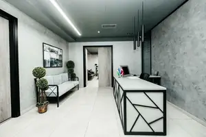Ijaraga ofis − 200 m²