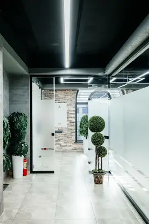Ijaraga ofis − 200 m²