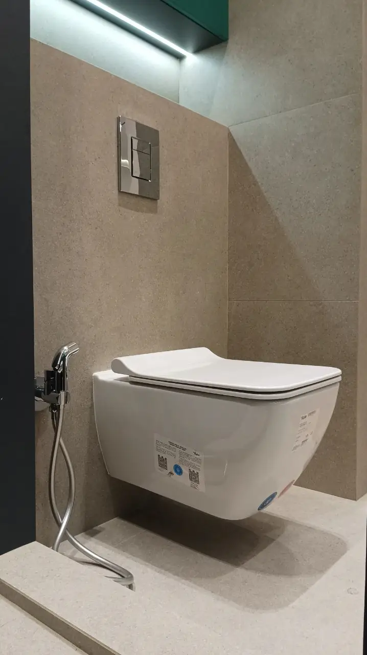 2 xonali kvartira sotiladi − 53 m²