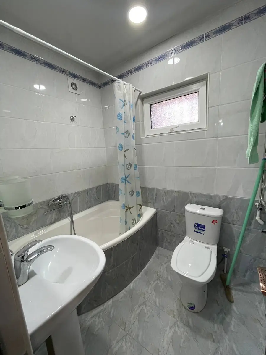 Ofis − 80 m², 1/5 qavat
