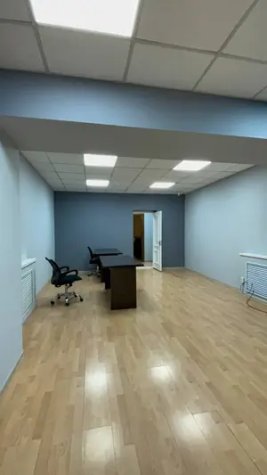 Ijaraga ofis − 179 m²