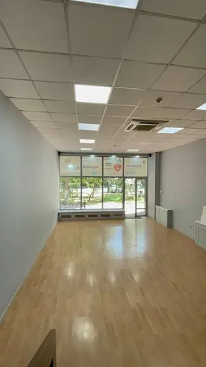 Ijaraga ofis − 179 m²