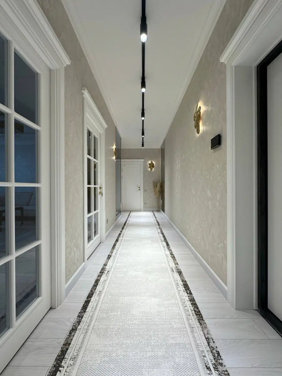 Продается 2-комнатная квартира − 70 м²