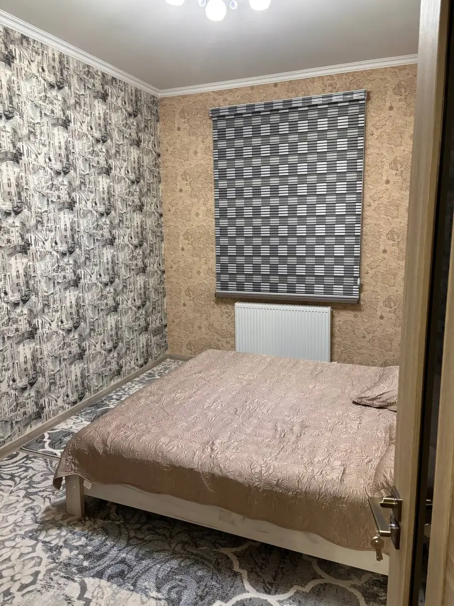Сдается 3-комнатная квартира − 115 м²