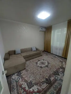 2-комнатная квартира − 65 м², 2/4 этаж
