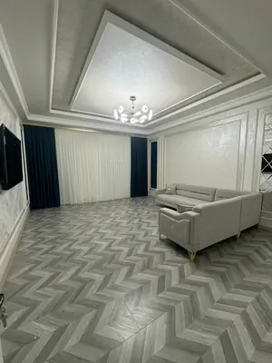 Сдается 3-комнатная квартира − 115 м²
