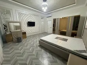 Сдается 3-комнатная квартира − 115 м²