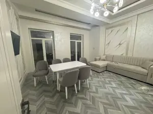 Ijaraga 3 xonali kvartira − 108 m²