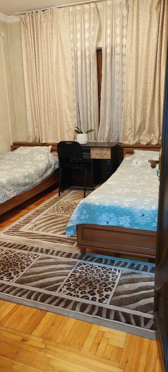 3-комнатная квартира − 100 м², 4/9 этаж