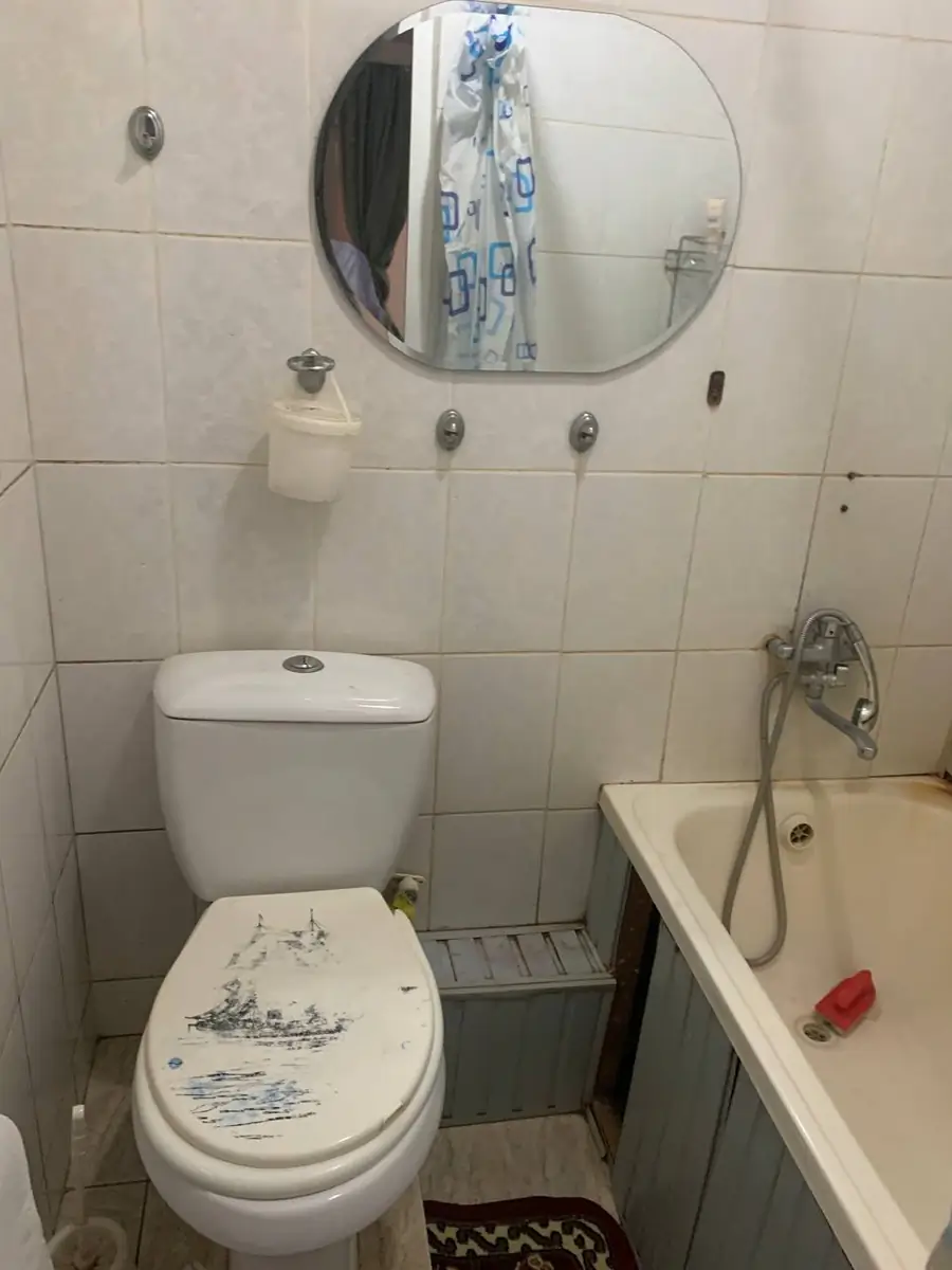 1 xonali kvartira sotiladi − 32 m²