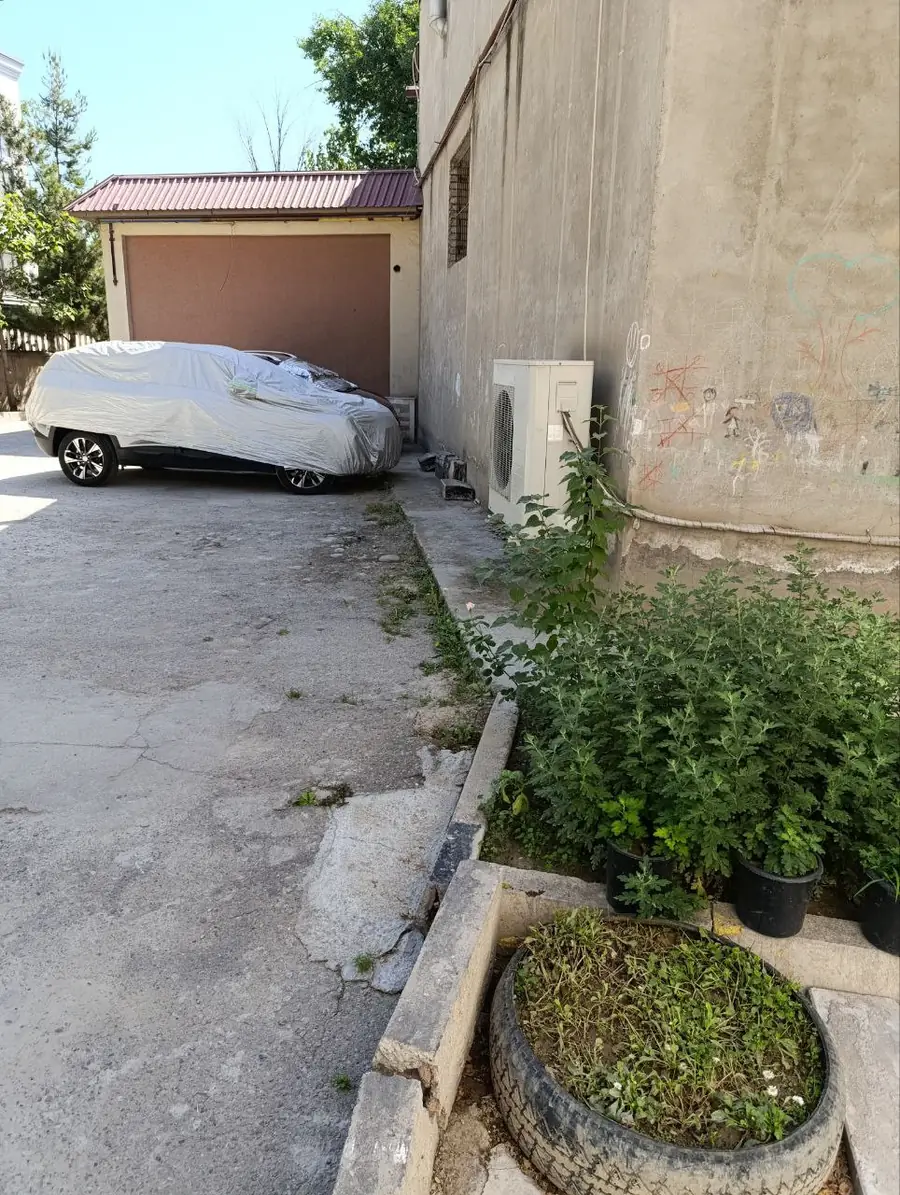Продается 2-комнатная квартира − 45 м²