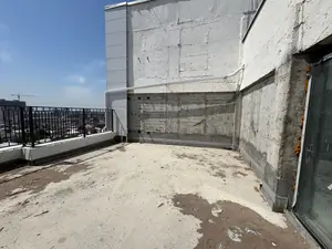 Продается 3-комнатная квартира − 170 м²