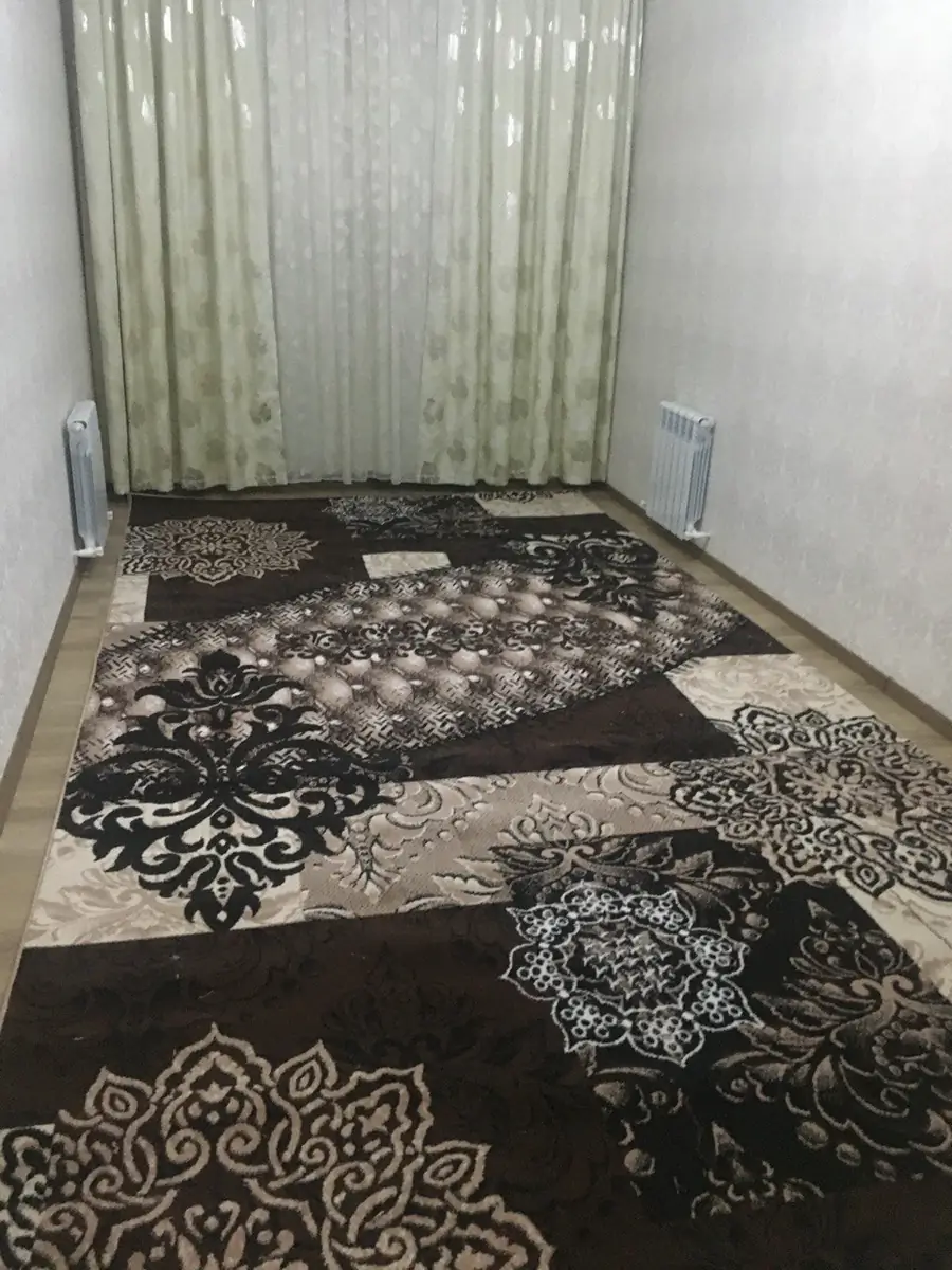 Сдается 3-комнатная квартира − 115 м²