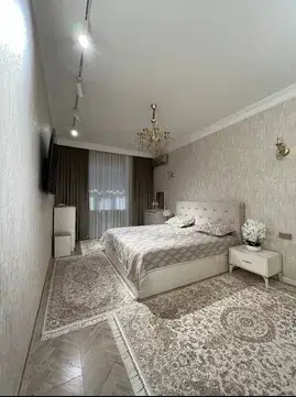 3-комнатная квартира − 175 м², 5/6 этаж