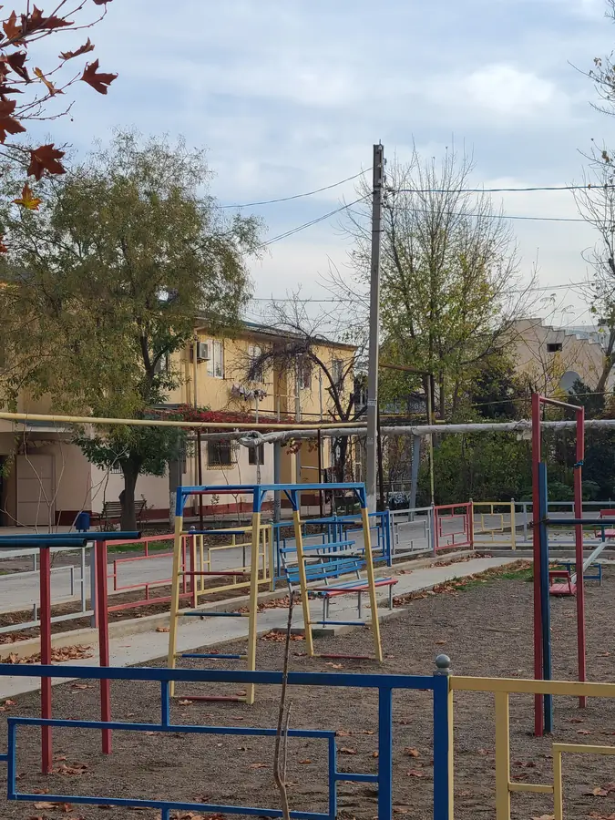 1 xonali kvartira sotiladi − 30 m²