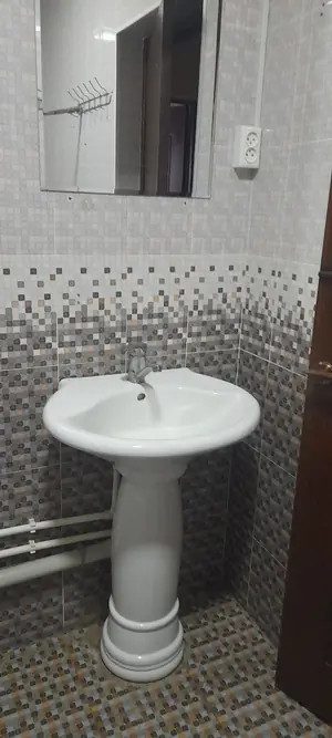 1-комнатная квартира − 40 м², 1/4 этаж