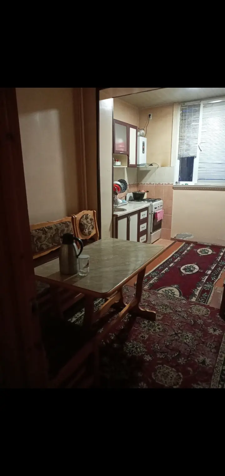 Сдается 2-комнатная квартира − 58 м²