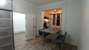 2-комнатная квартира − 33 м², 2/5 этаж
