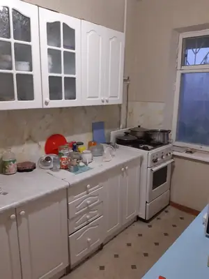 2 xonali kvartira sotiladi − 45 m²