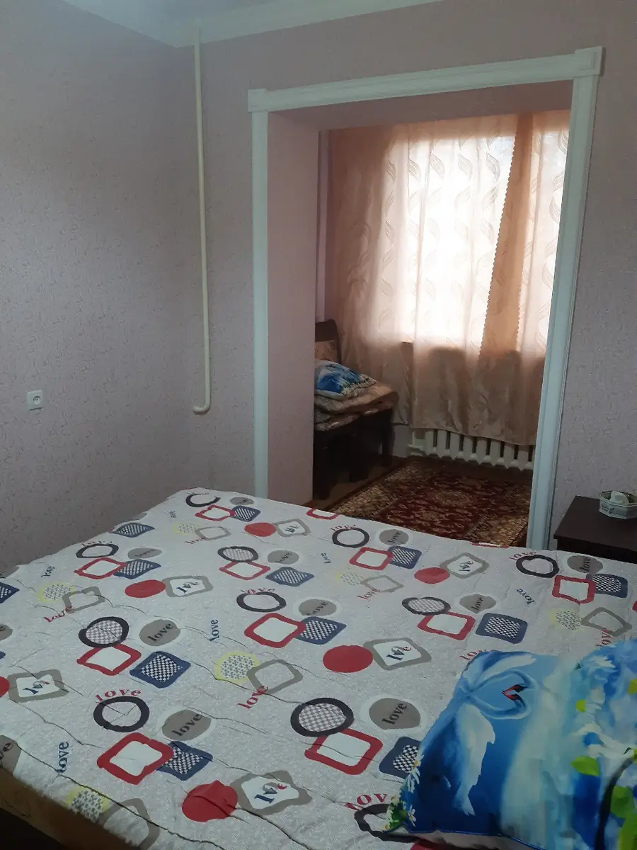 2 xonali kvartira sotiladi − 45 m²