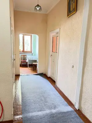 Продается 2-комнатная квартира − 45 м²