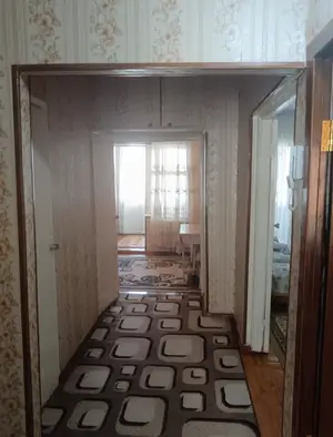 2 xonali kvartira sotiladi − 68 m²