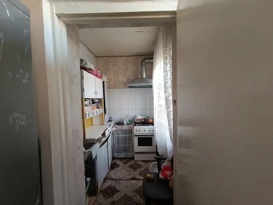 Продается 3-комнатная квартира − 68 м²